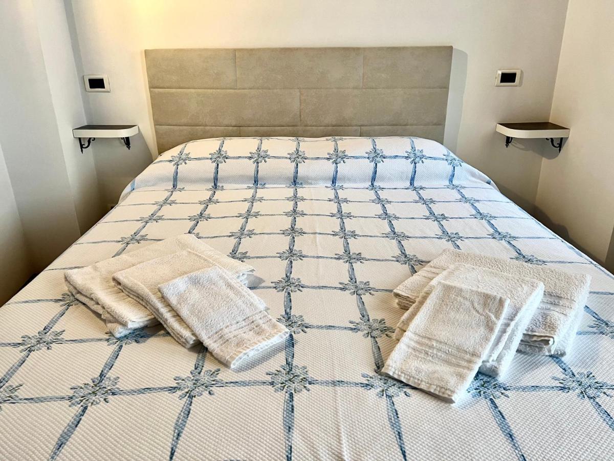 Vittoria Holiday House Stresa Buitenkant foto
